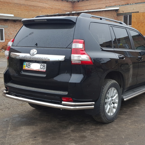 Захист заднього бампера Toyota Land Cruiser 150 2009-2013/2013-2017/2018+)) (одинарна з куточками) d 60