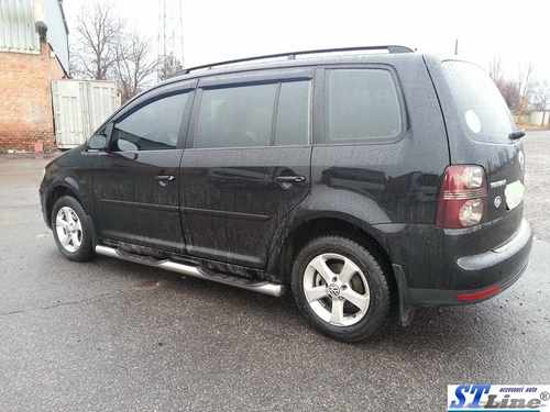 Пороги труба для VW Touran 2003+