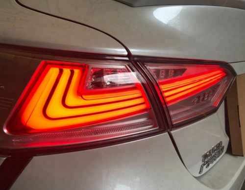 Світлодіодні задні ліхтарі LED для Toyota Camry XV70 2018+ Lexus стиль(чорні)
