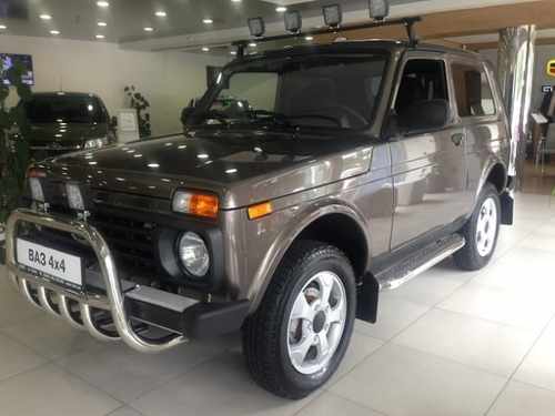 Кенгурятник з грилем для Lada 4X4 (Нива 21213)