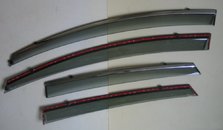 Дефлектори вікон вітровики з хром вставкою (нерж.) для Ford Fiesta HB 2013+