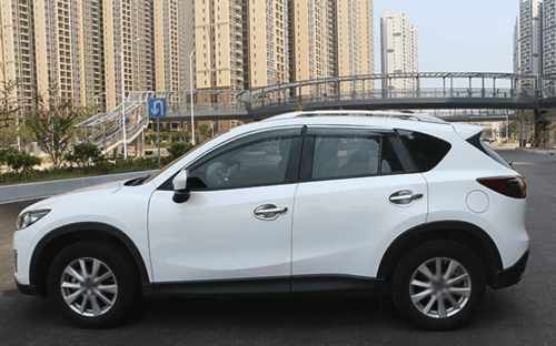 Дефлектори вікон вітровики з хром вставкою (нерж.) для Mazda CX-5 2012+