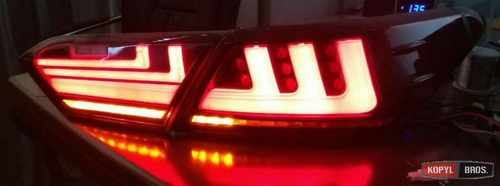 Світлодіодні задні ліхтарі LED для Toyota Camry XV70 2018+ Lexus стиль(чорні)