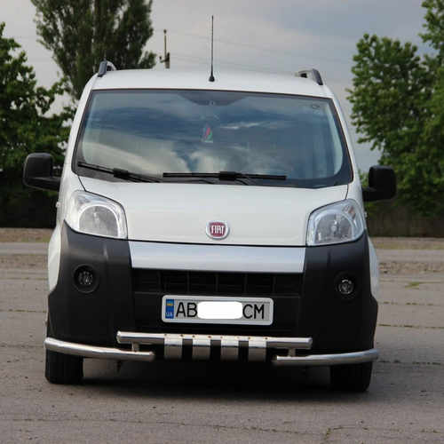 Захист переднього бампера подвійний з грилем для Fiat Fiorino III 2008-2013