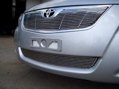 Алюмінієві накладки на решітку радіатора і бампера для Toyota Camry 41 2010-2011