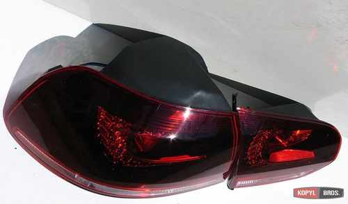 Задня світлодіодна LED оптика (R20 червона TC) для Volkswagen Golf 6 2009-2012