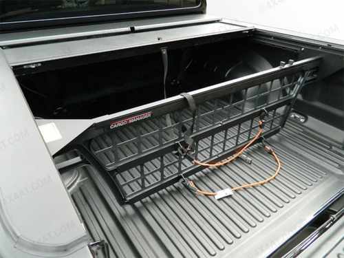 Роздільник кузова Cargo manager Roll n lock для Toyota Hilux 2015+