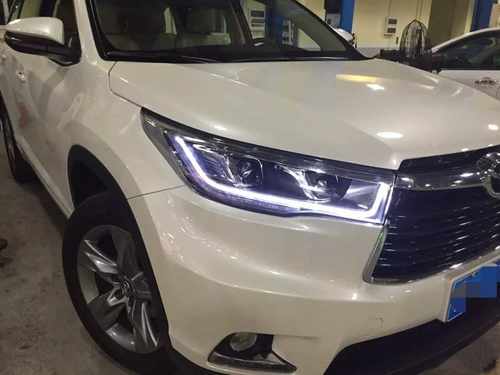 Передні LED фари DRL для Toyota Highlander 2014+