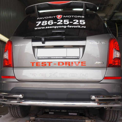 Захист заднього бампера Ssang Yong Rexton (2007-2012, 2012+) (одинарна з куточками) d 60/42