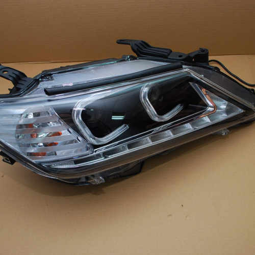 Toyota Самгу V50 оптика передня Lexus стиль 2012-2015