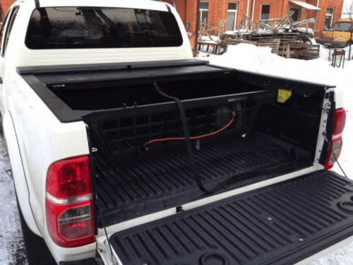 Роздільник кузова Cargo manager Roll n lock для Toyota Hilux 2015+