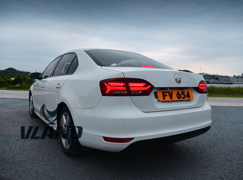 Світлодіодні задні ліхтарі LED для Volkswagen Jetta Mk6 2012-2015