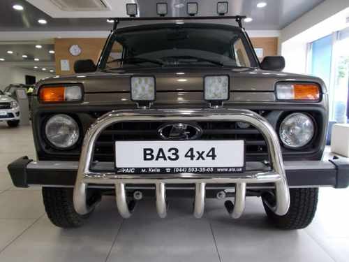 Кенгурятник з грилем для Lada 4X4 (Нива 21213)