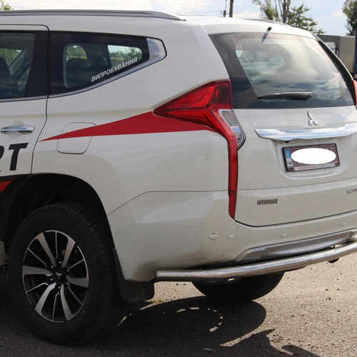 Захист заднього бампера для Mitsubishi Pajero Sport 2016+
