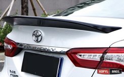 Спойлер кришки багажника (великий) для Toyota Camry 70 2018+
