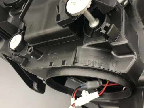 Передні фари з ДХО для Toyota Land Cruiser Prado 150 2013-