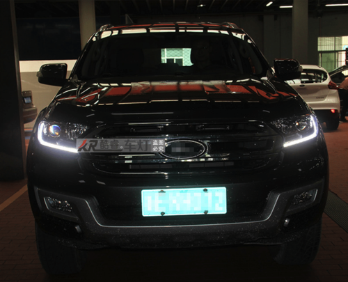 Передні фари з LED DRL для Ford Ranger T7 2017+