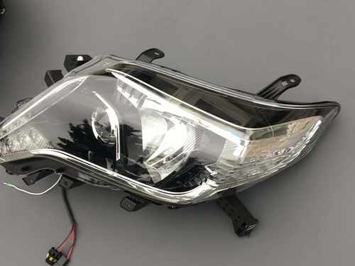 Передні фари з ДХО для Toyota Land Cruiser Prado 150 2013-
