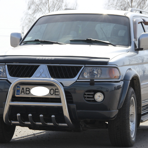 Кенгурятник з перемичкою і грилем Mitsubishi Pajero Sport 1998-2008 труба 60мм