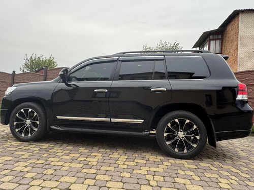 Вітровики Toyota land Cruiser 200 , з хром окантовкою 4шт.