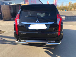 Захист заднього бампера нержавіюча для Mitsubishi Pajero Sport 2016+