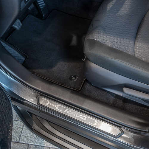 Накладки на пороги для Toyota Rav 4 2019+
