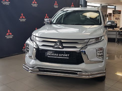 Захист переднього бампера труба з куточками для Mitsubishi Pajero Sport 2020+