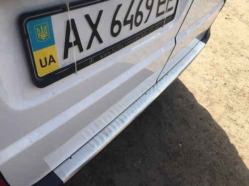 Хром накладка на задній бампер (матова) Omsa для Vito 639 2004+