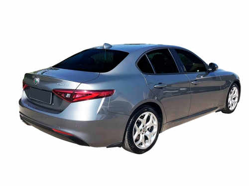 Бризковики Alfa Romeo Giulia 2016-2019, (4шт.)