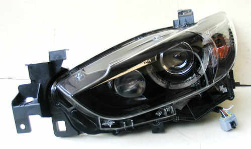 Передні фарі під ксенон для Mazda 6 2013+ (стиль Spoon)