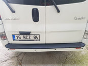 Накладка на задній бампер (ABS) для Opel Vivaro 2001-2015