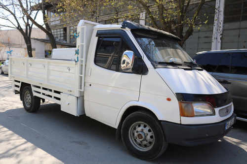 Дефлектор капота EuroCap для Ford Transit 1991-2000 років.
