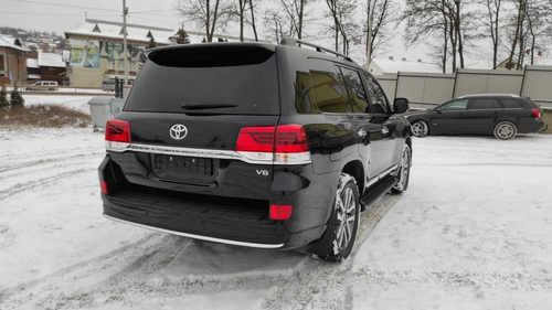 Комплект рестайлінгу Toyota Land Cruiser 200 2007-2015 переробити в 2021 рік комплектація Executive