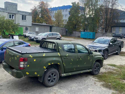 Алюмінієва кришка двосекційна (чорна) на кузов для Mitsubishi L200