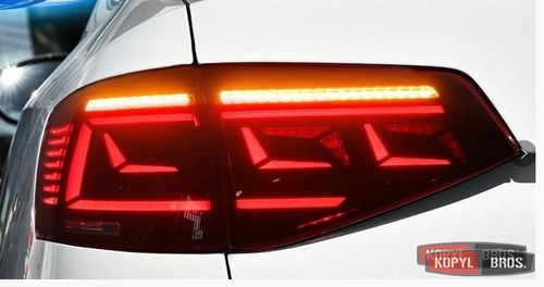 Задні світлодіодні LED ліхтарі (чорні) для Volkswagen Jetta 2015-2019