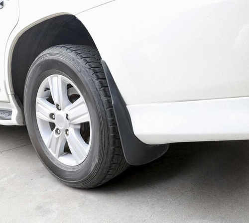 Бризковики Toyota Land Cruiser 200 2016-2021 з обвісом (обками), к-кт 4 шт. Benke