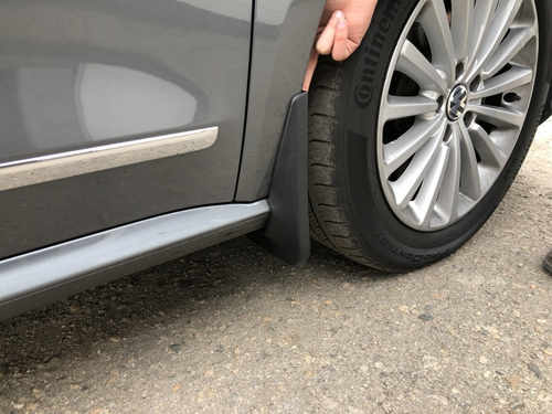 Бризковик передній правий Volkswagen Passat NMS B7/B8 USA, Америка 2011-2019