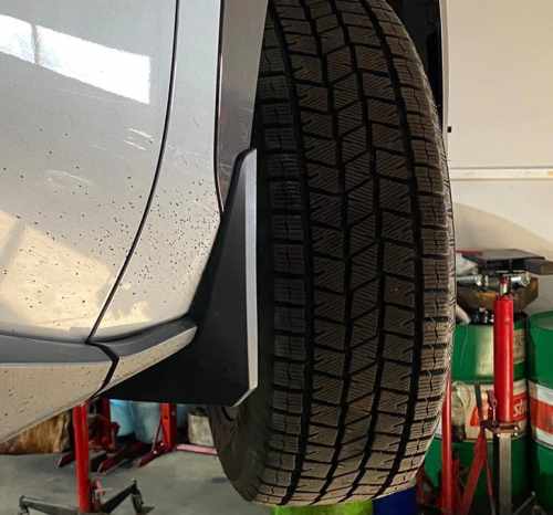 Бризковики Toyota BZ4X 2021+