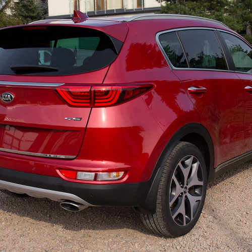 Хром накладка під номером на кришку багажника Kia Sportage 2016+ V1