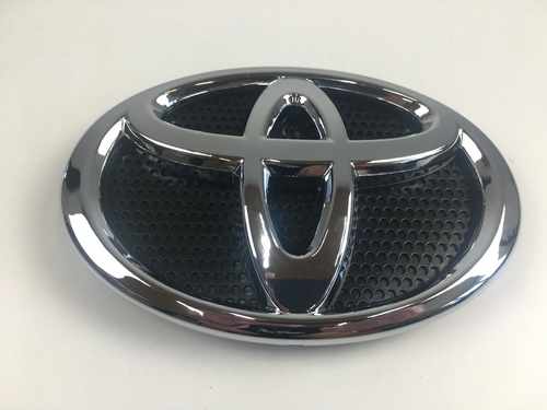 Емблема Toyota Land Cruiser 200 2015+ / Prado 150 2018+