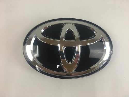 Емблема під склом Toyota Land Cruiser 200 2015-2022 / Prado 150 2018+