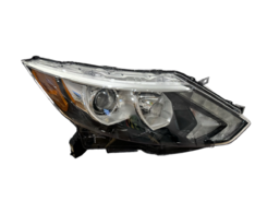 Права фара галоген Nissan Rogue Sport 2015-2019