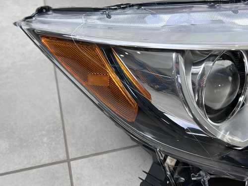 Права фара галоген Nissan Rogue Sport 2015-2019