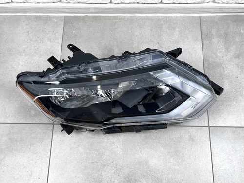 Права фара галоген Nissan Rogue 32 2017-2020