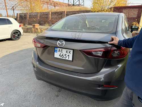 Спойлер ліп Mazda 3 SD 2013-2018 АBS пластик, колір чорний глянець