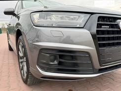 Решітки бамперу S-Line ПІД РАДАРИ Audi Q7 4M 2015-2019 чорні 2шт, ліва 4M0 807 681 / права 4M0 807 682