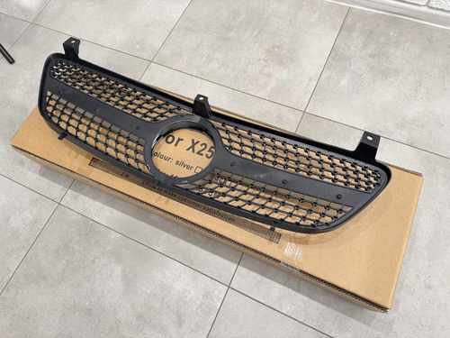 Решітка радіатора DIAMOND Mercedes Benz Vito W639 2003-2009