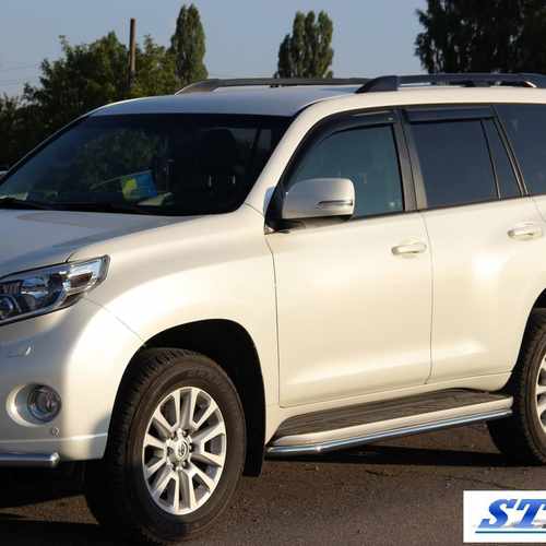Захист штатних порогів для Toyota Land Cruiser 150 Prado
