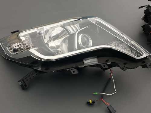 Передні фари з ДХО для Toyota Land Cruiser Prado 150 2013-