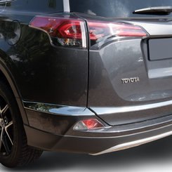 Хром накладка на задній бампер для Toyota Rav4 IV 2016+